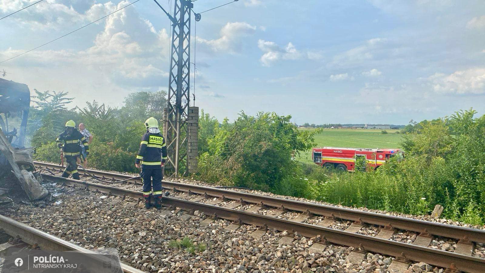 Érsekújvár: Már elkerülik a buszok azt a vasúti átjárót, ahol heten meghaltak