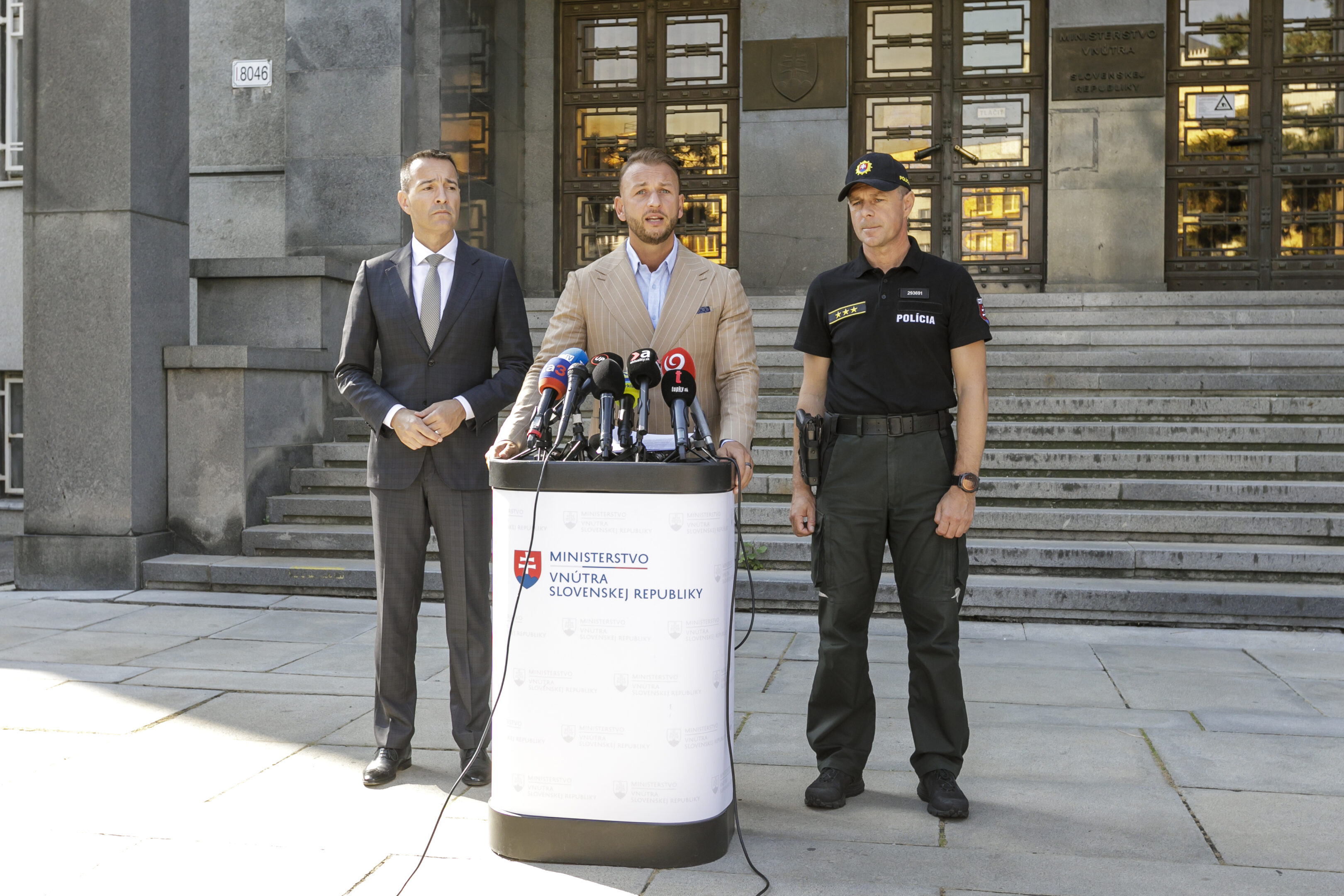 Šutaj Eštok: Több száz iskolában volt kedden reggel bombariadó