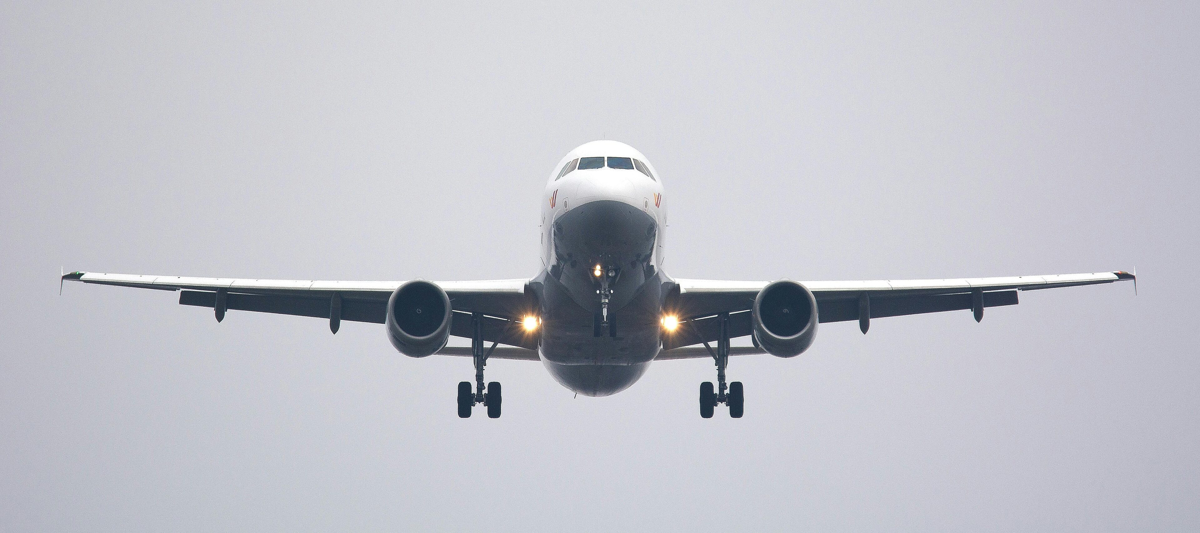 Dolgozóinak tizedét bocsátja el a Boeing